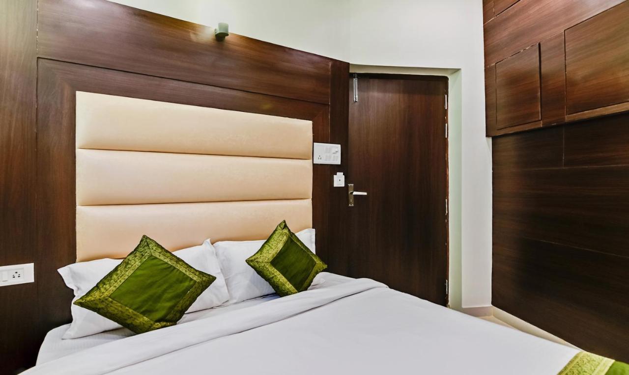 Hotel Treebo Resto- Near Lucknow Railway Station Exterior foto